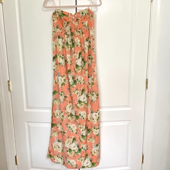 Forever 21 Floral Maxi Dress in Size Medium - Picture 3 of 14